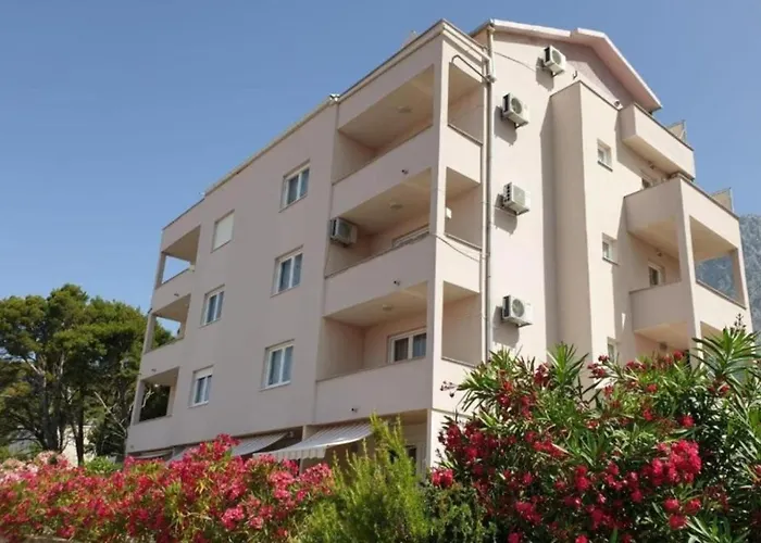 Sarita Apartments 2