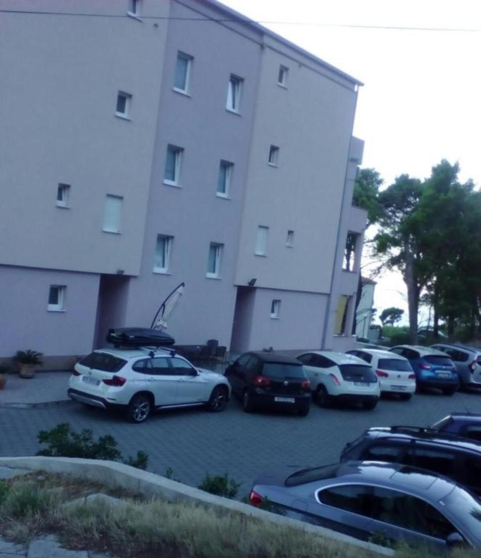 Sarita 2 * Makarska