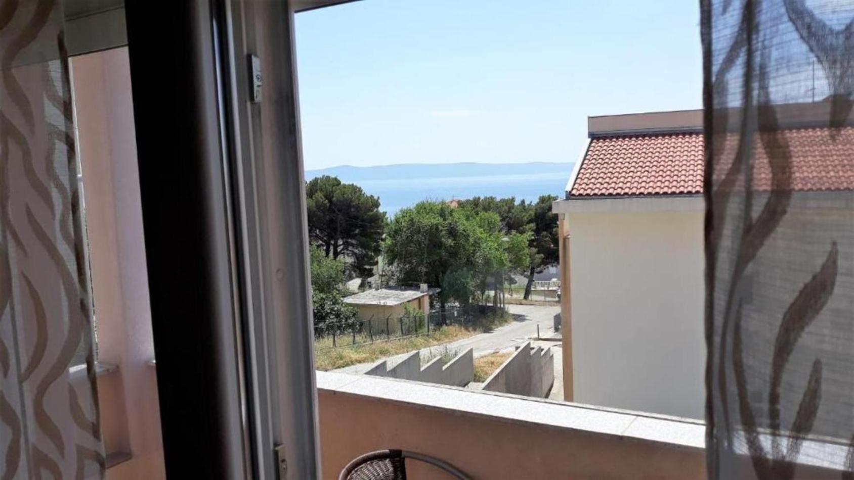 Apartma Sarita 2 *
